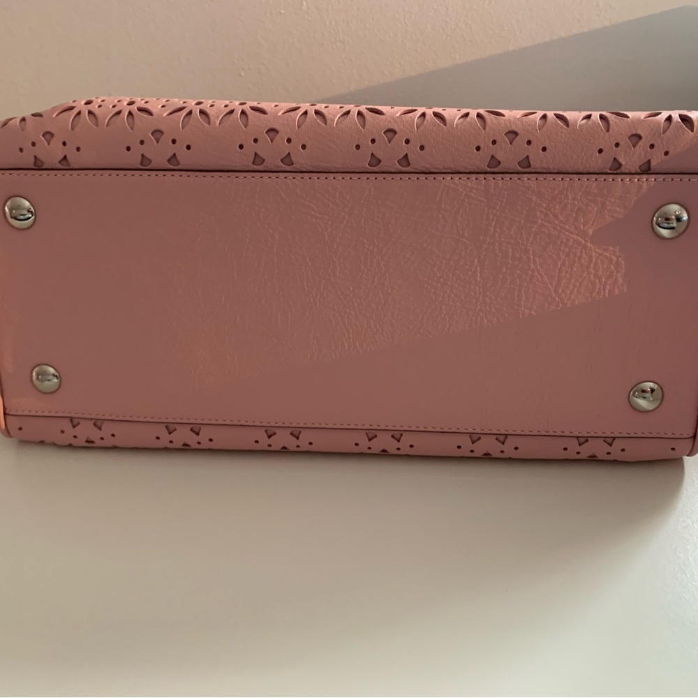 Coach Laser Cut Floral Satchel Bag in Pink with detachable Shoulder Strap - Picture 6 of 7
